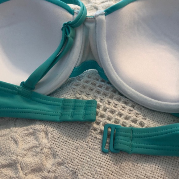 Bikini Top - Picture 2 of 2